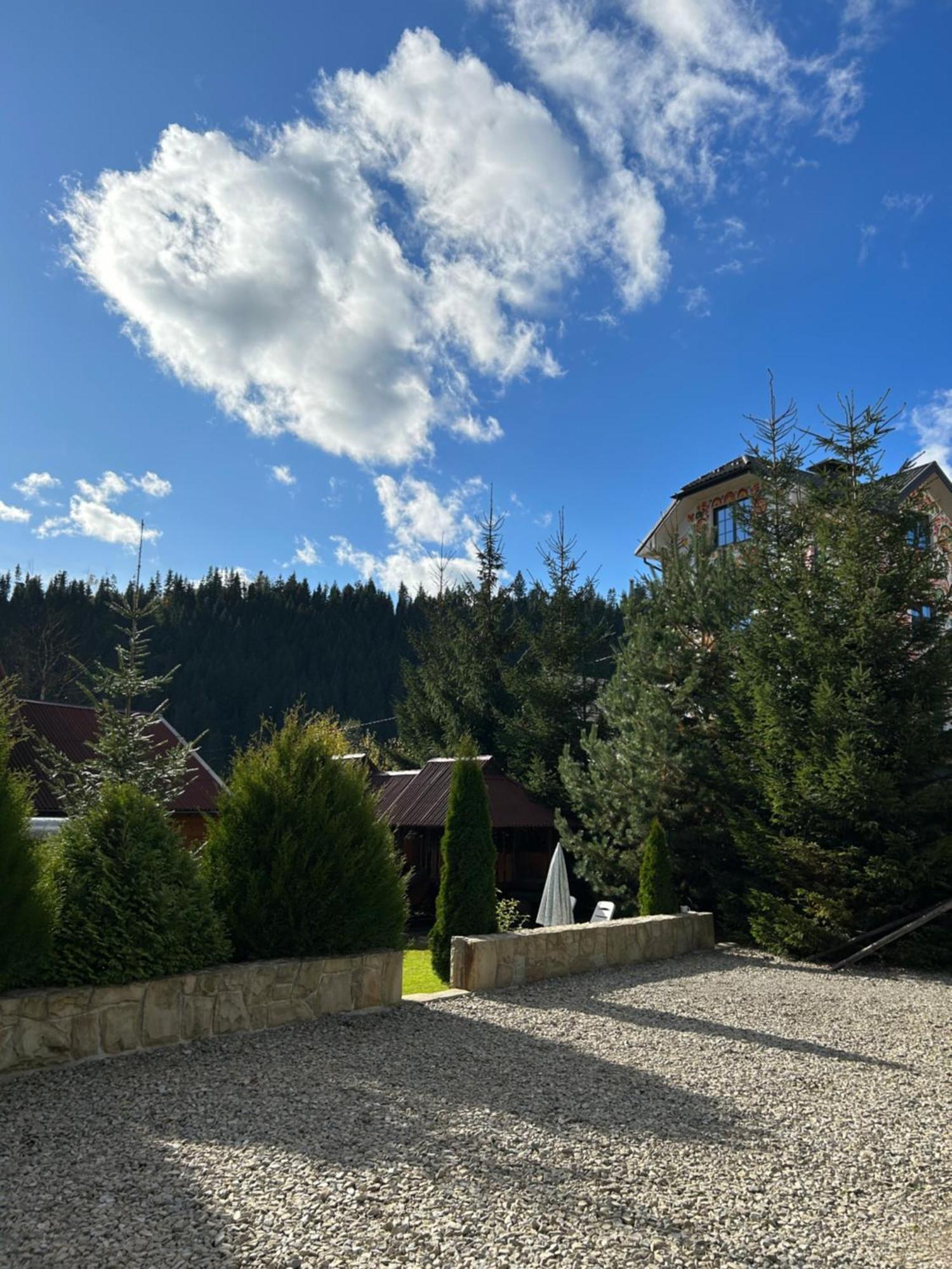 Guest House Kaspiy Bukowel Zewnętrze zdjęcie