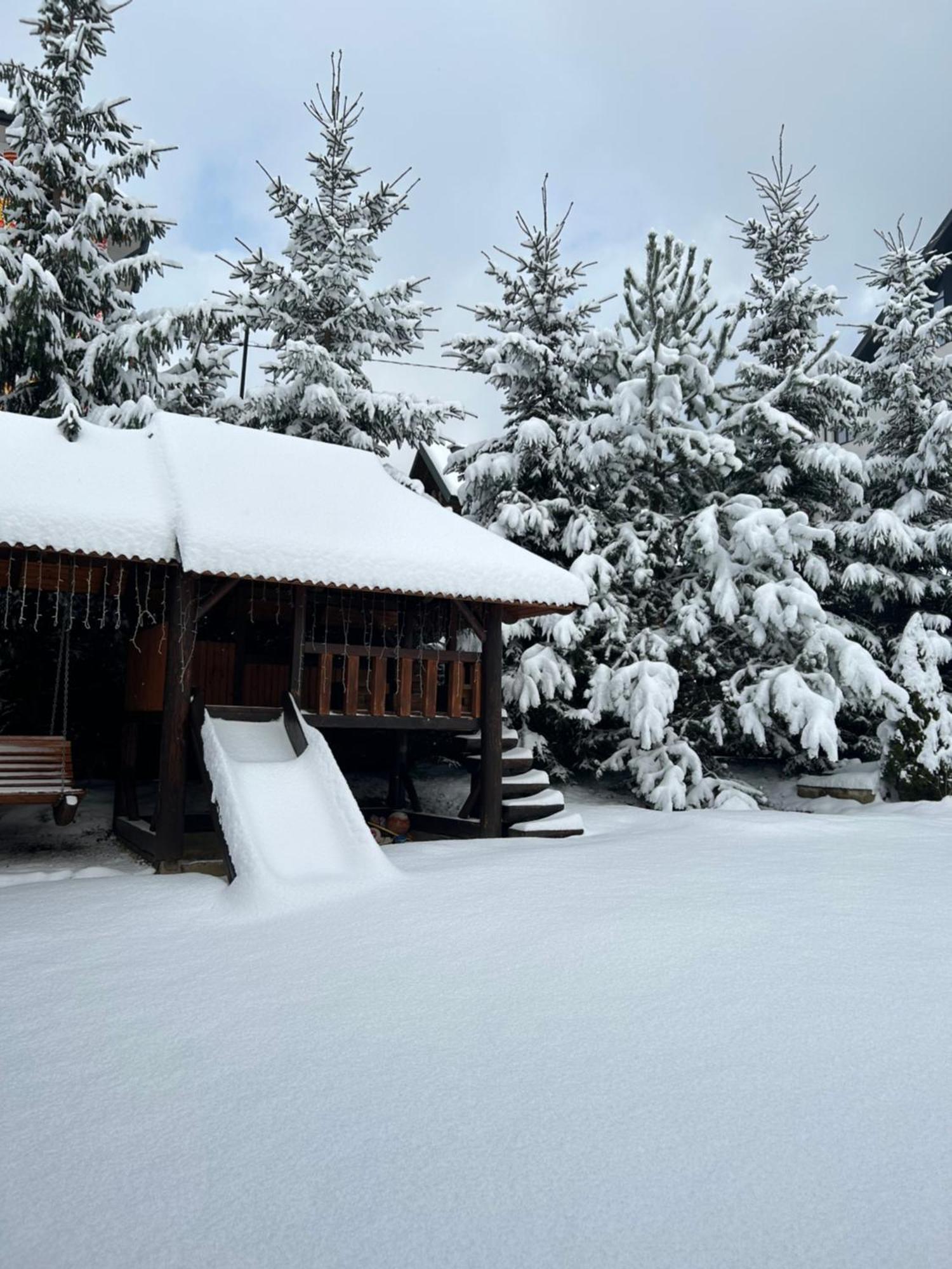 Guest House Kaspiy Bukowel Zewnętrze zdjęcie