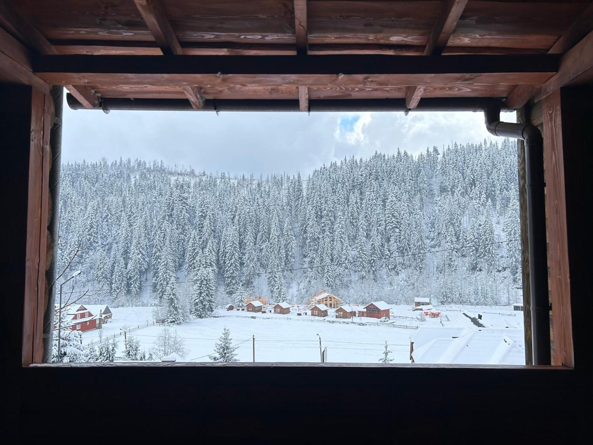 Guest House Kaspiy Bukowel Zewnętrze zdjęcie