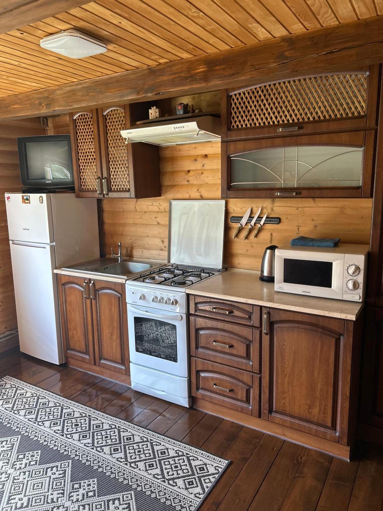 Guest House Kaspiy Bukowel Zewnętrze zdjęcie